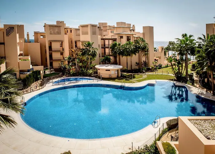 Seaview Elegance Apartment - Estepona