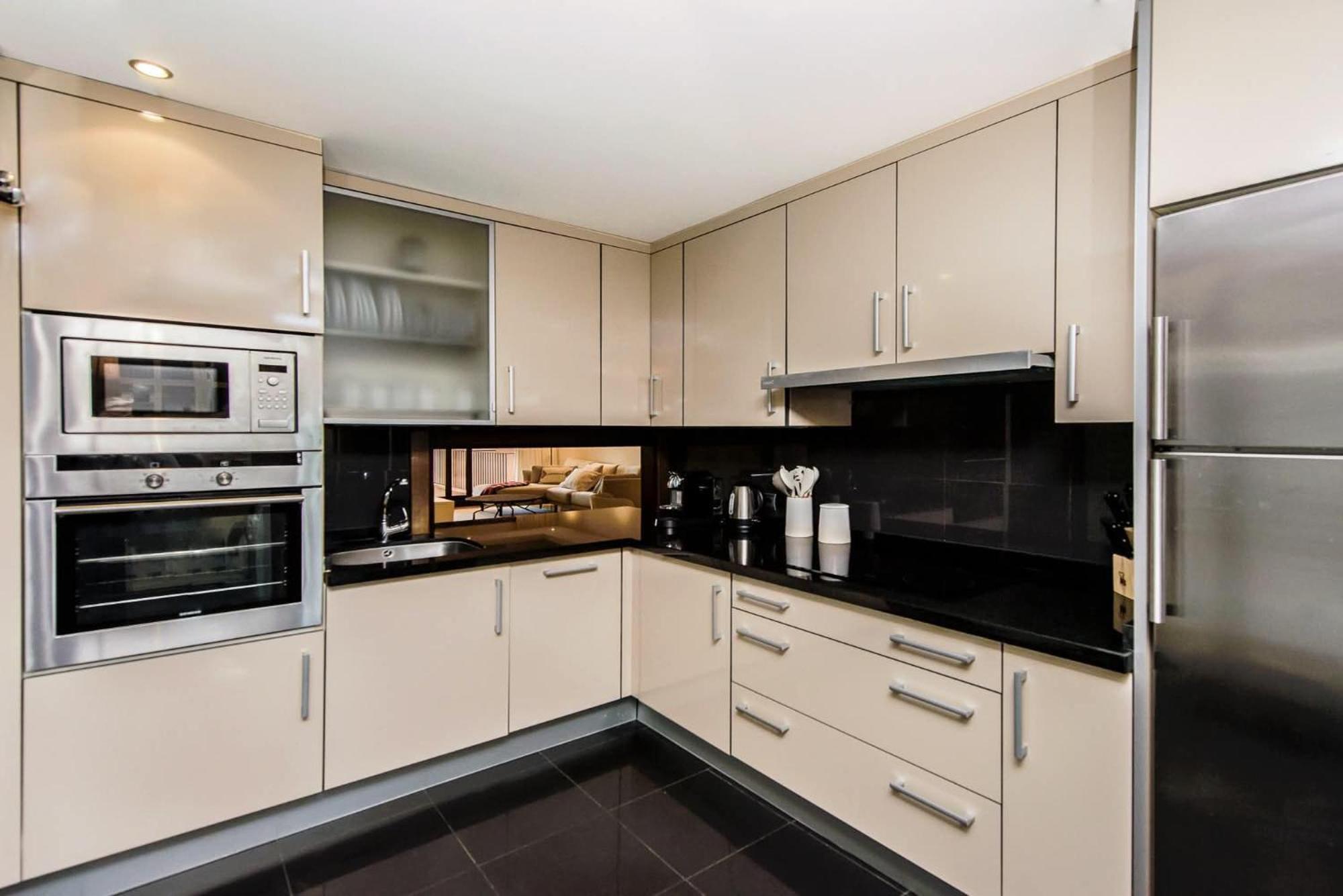Seaview Elegance - *